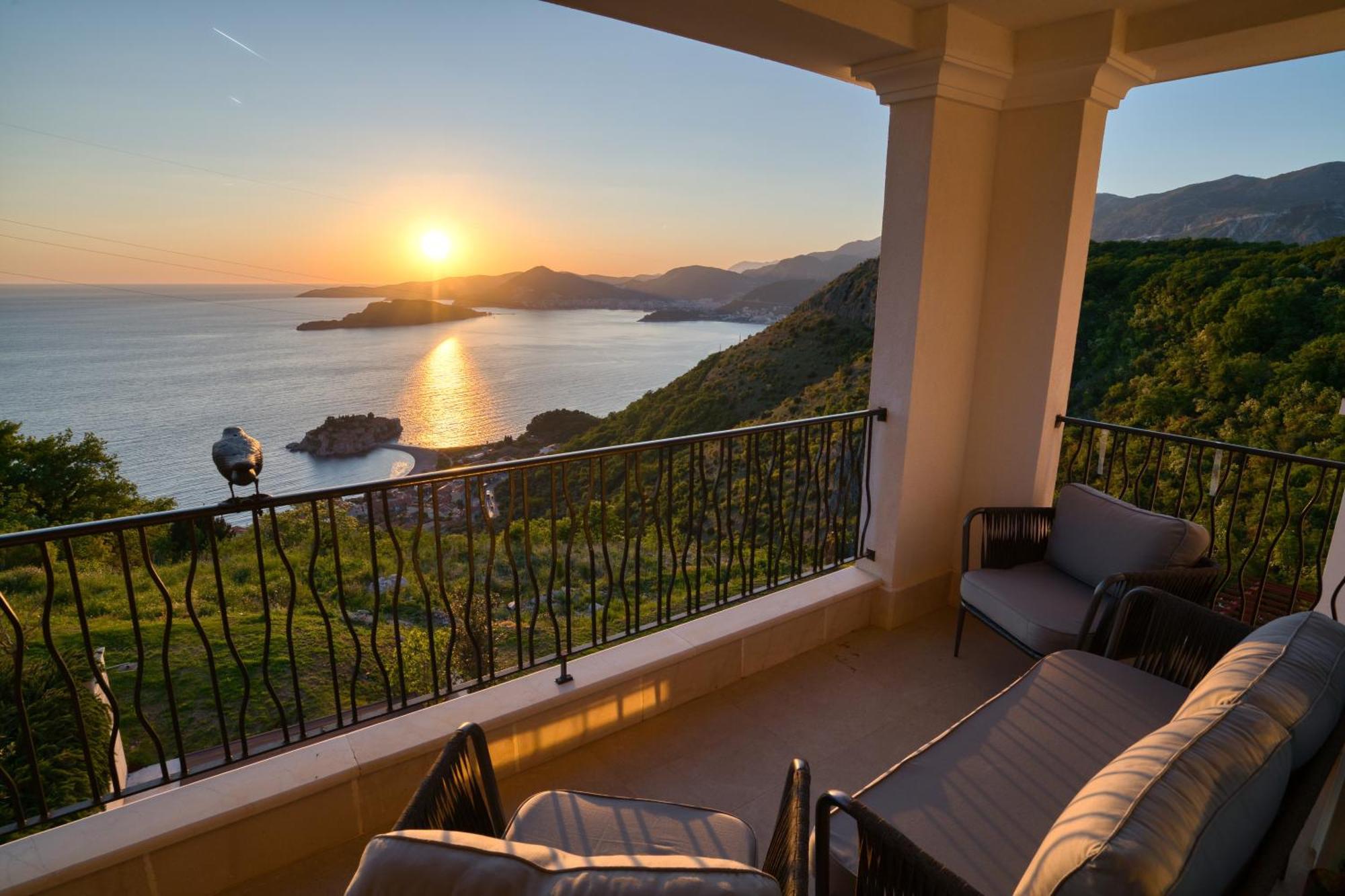 Apartment Magic View - With Pool Budva